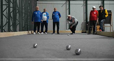 Bayburt'ta renkli görüntülere sahne olan bocce final müsabakası dostluk içinde tamamlandı