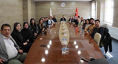Bayburt'ta üstün başarı gösteren diş hekimlerine teşekkür belgesi verildi