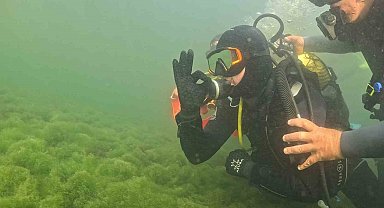 Belediye başkanı dalgıç kıyafeti giydi, dibe indi: Gördüğü manzara şaşırttı