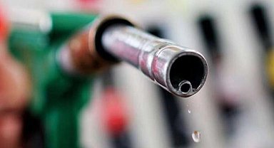 Benzine bir zam daha!