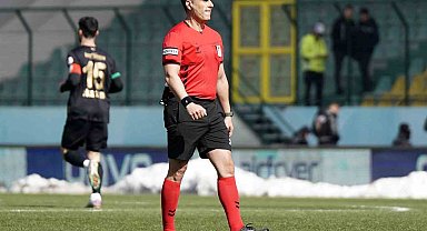 Beşiktaş - Fenerbahçe derbisinin VAR'ı Sarper Barış Saka oldu