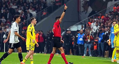 Beşiktaş'ın kaptanı Orkun Kökçü, Fenerbahçe derbisinde kırmızı kart gördü!