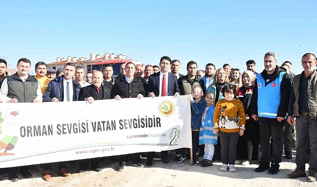 Beylikova'da 5 bin fidan toprakla buluştu