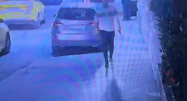 Beyoğlu'nda bir şahıs rastgele havaya ateş etmeye başladı