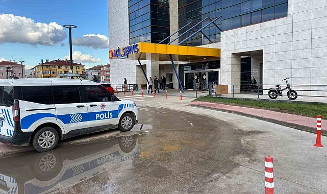 Bıçakla dehşet saçmıştı: O anlar kamerada