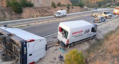 Bilecik'te 4 aracın karıştığı zincirleme kazada 3 kişi yaralandı