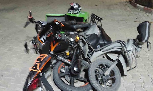 Bilecik'te motosikletler kafa kafaya çarpıştı, 2 yaralı