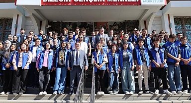 Bilecik'te "Gençler Bakanlığında" projesi kapsamında 90 öğrenci Ankara'ya uğurlandı