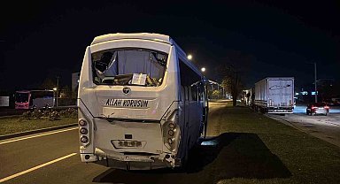 Bolu'da üç servis midibüsü çarpıştı: 11 yaralı