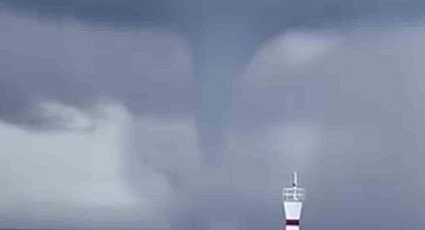 Bozcada açıklarında denizde hortum oluştu