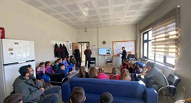 Bozkır'da küçük öğrencilere 'Afet ve Yangın Farkındalığı' eğitimi