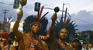 Brezilya'daki COP30 Zirvesi'nde yerliler ile güvenlik arasında çatışma