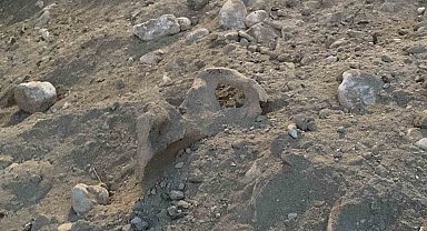 Burdur'da belediyenin kazı çalışması sırasında insan kemikleri bulundu