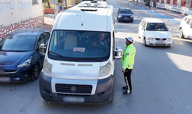 Burdur'da servis araçlarına yönelik denetim