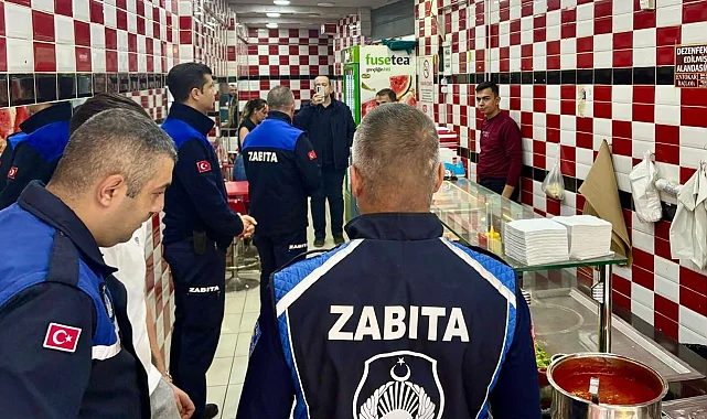 Bursa Gemlik'te dönercilere hijyen denetimi...10 kilo sağlıksız ürüne imha!