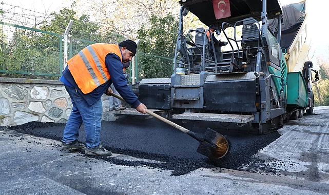 Bursa Osmangazi'de yol çalışmaları sürüyor