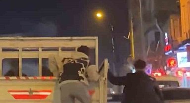 Bursa'da gençlerin tehlikeli yolculuğu kamerada