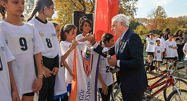 Bursa'da kros yarışı nefes kesti