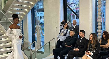Bursa'da muhteşem gelinlik defilesi: 26 koleksiyon 15 mankenle podyuma taştı
