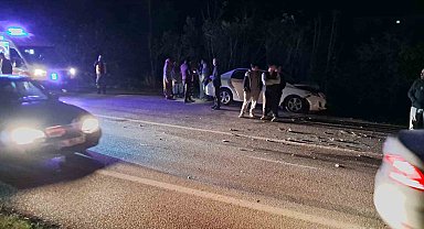 Bursa'da tır ile otomobil çarpıştı: 1 yaralı