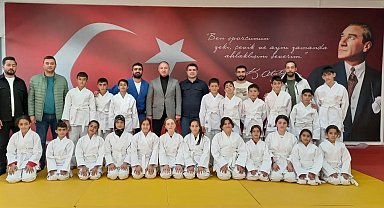 Çakmur'dan ailelere ve sporculara teşekkür