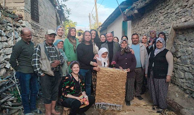 Çal'da keşfedilen benzersiz dokuma örneği: Mısır kapçığı hasır dokuma