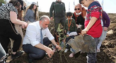 Canik'te fidanlar toprakla buluştu