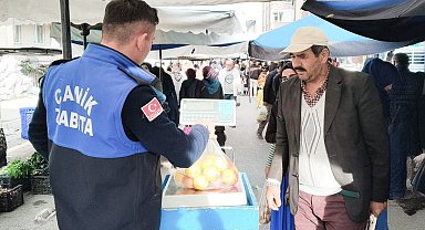 Canik'te semt pazarlarına yakın takip