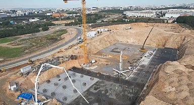 Çayırova Devlet'in temel betonu dökülüyor