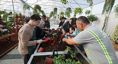 Çayırova'da özel bireyler doğayla buluştu