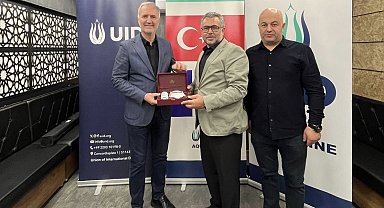 Cenon'da dostluk pekişti