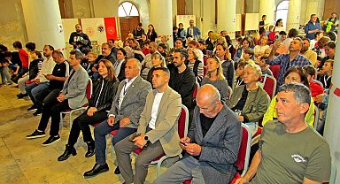 Çeşme'de satranç turnuvası düzenlendi