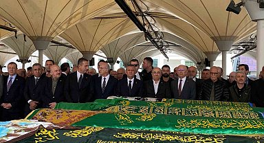 CHP Genel Başkanı Özel, 27. Dönem Milletvekili Turan Aydoğan'ın annesinin cenazesine katıldı