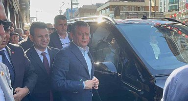 CHP Genel Başkanı Özel Gaziantep'te partililerle bir araya geldi