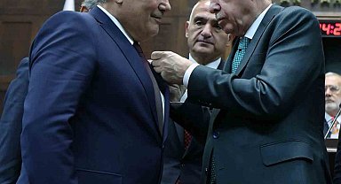 CHP'den istifa eden Aksu Belediye Başkanı Yıldırım AK Parti'ye katıldı