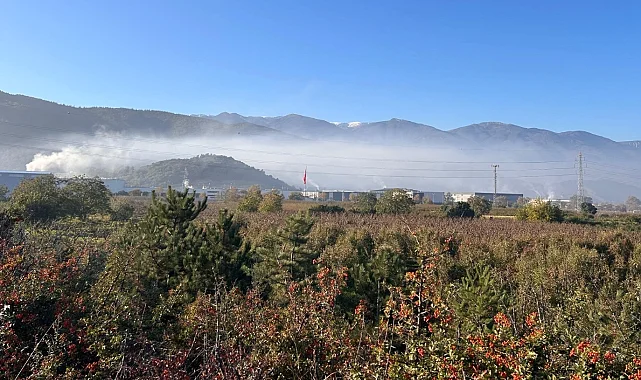 CHP'li Milletvekilleri Kestel ve Gürsu'daki hava kirliliğine dikkat çekti... Sanayi bacaları filtre çalıştırmıyor!