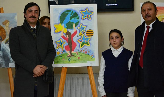 Çıldırlı öğrenci 'Ailede Kadın' temalı yarışmada birinci oldu