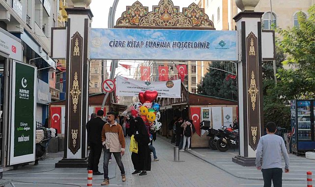 Cizre Kitap Fuarı'nı 10 günde yüz bini aşkın kişi ziyaret etti
