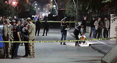 Cizre'de adliye önündeki silahlı saldırıda 1 kişi hayatını kaybetti