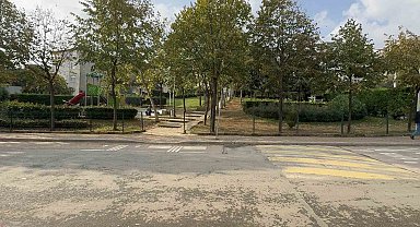 Çöp kamyonunun çarptığı belediye işçisi hayatını kaybetti