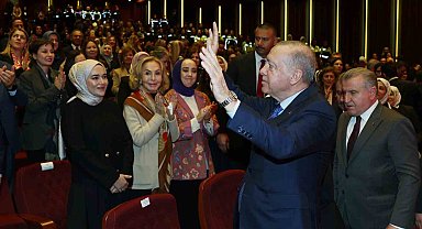 Cumhurbaşkanı Erdoğan: "Kadına el kaldıranın eli de, vicdanı da kararmıştır"