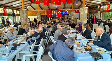 Dalaman'da emekli öğretmenler kahvaltıda buluştu