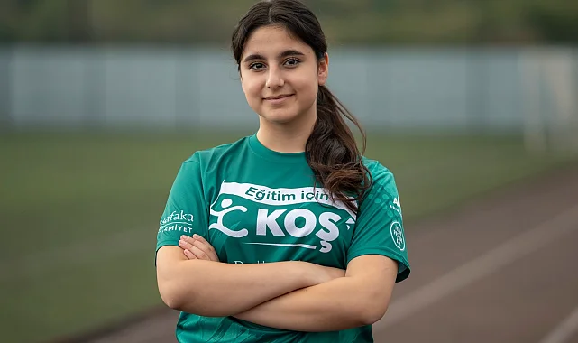 Darüşşafaka koşucusu İnci Naz Sönmez maratonun 'en iyi koşucusu' seçildi