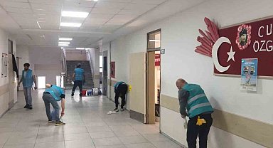 Denetimli serbestlik yükümlüleri, ara tatilde okulları yeniledi
