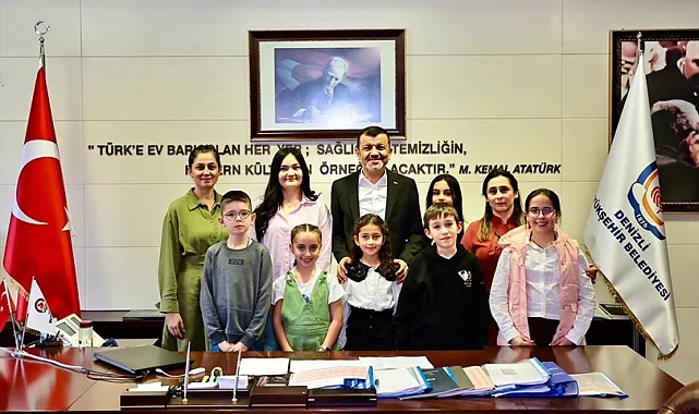 Denizli'de "2050'ye Mektup" yarışmasının kazananları ödüllerini aldı