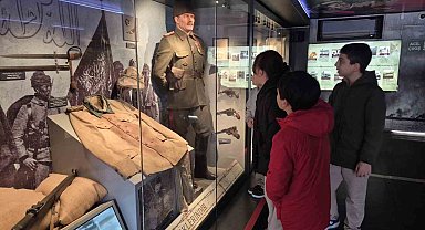 Destanı anlatan tıra yoğun ilgi