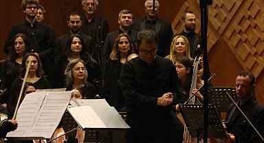 Devlet Çoksesli Korosu 90'ıncı yaşını kutlayan Arvo Part'in İstanbul'a özel bestelediği eseri sanatseverlerle buluşturdu