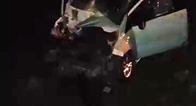 Diyarbakır'da hafif ticari araç ile traktör çarpıştı: 2 yaralı