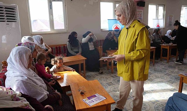 Diyarbakır'da kadına yönelik şiddete karşı farkındalık etkinliği