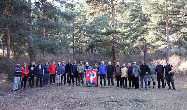 Doğal güzelliklerin içinde 16 km yürüdüler